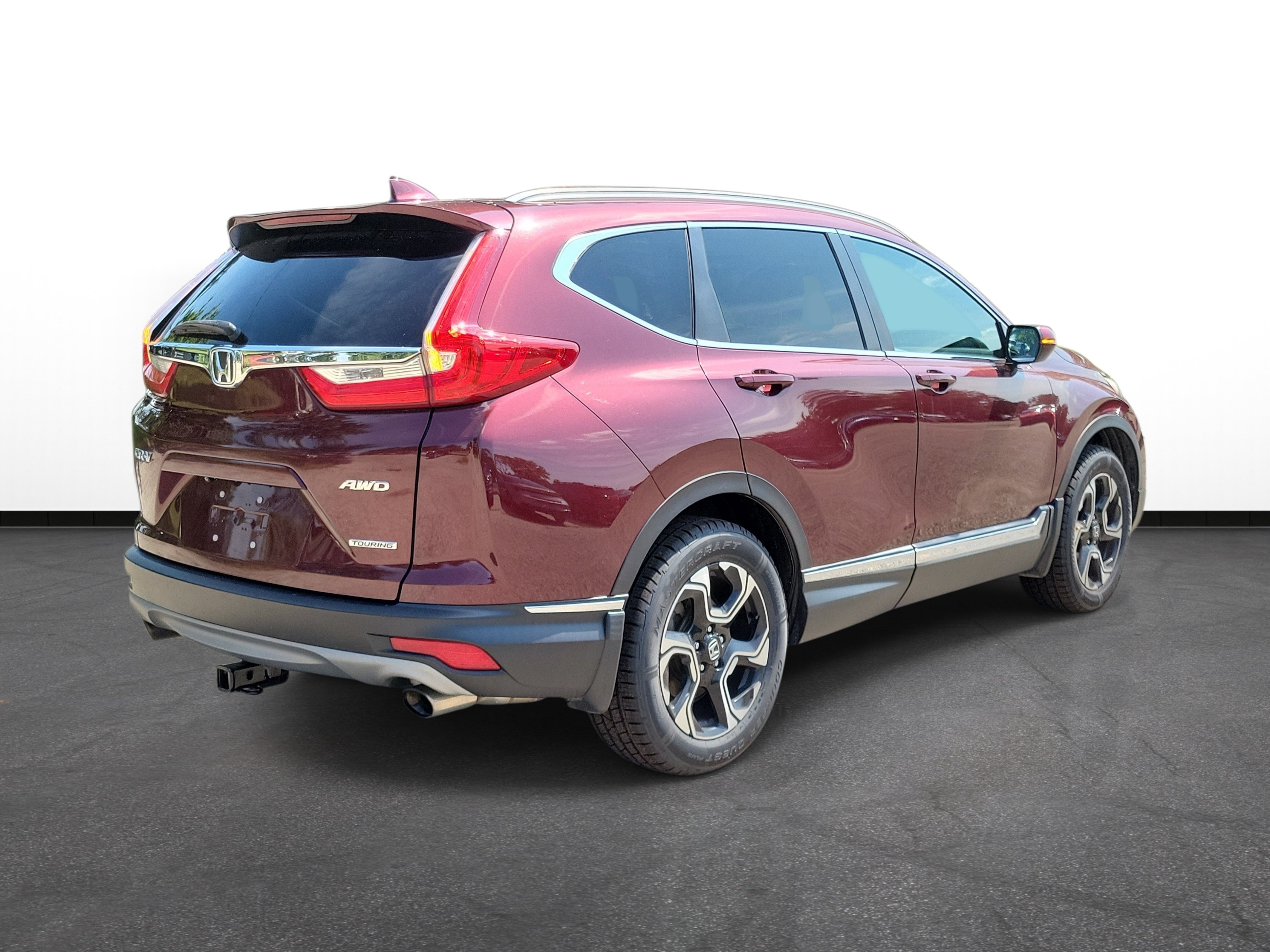 Used 2019 Basque Red Pearl II Honda Touring image 4