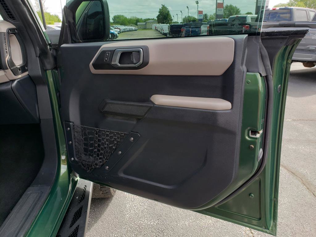 Used 2022 Green Metallic Ford  image 20