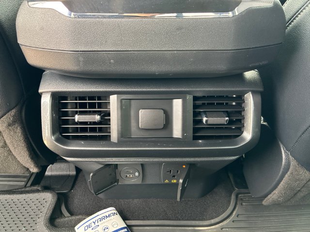 Used 2023 Black Ford Lariat image 15