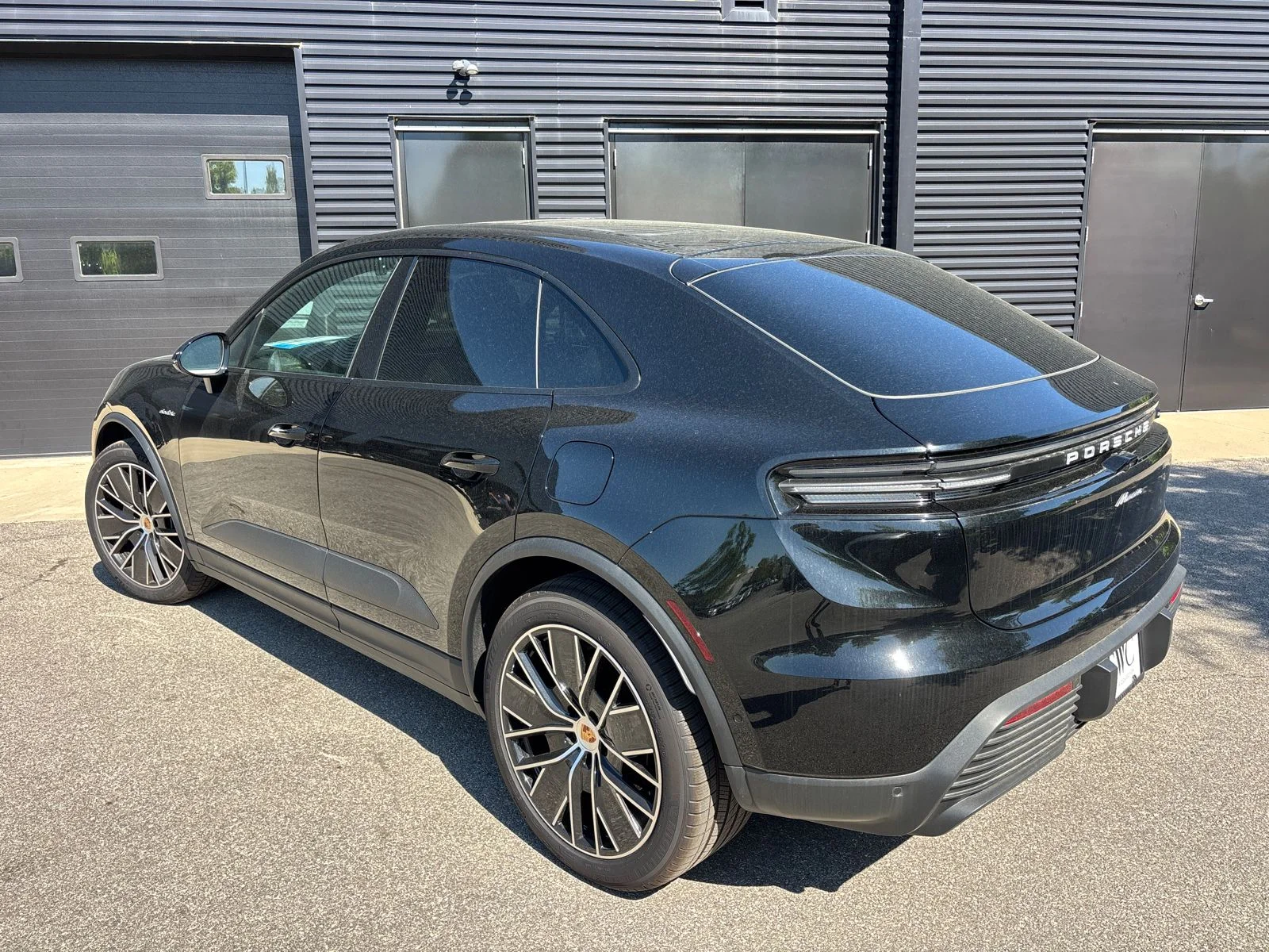 Used 2025 Black Porsche  image 5
