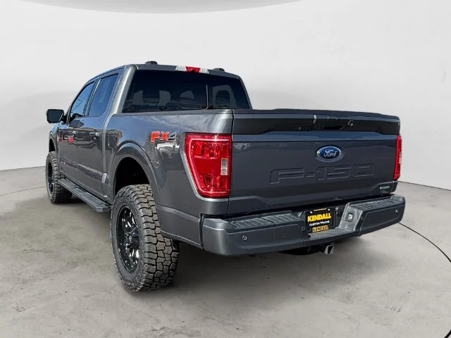 Used 2022 Gray Ford XLT image 8