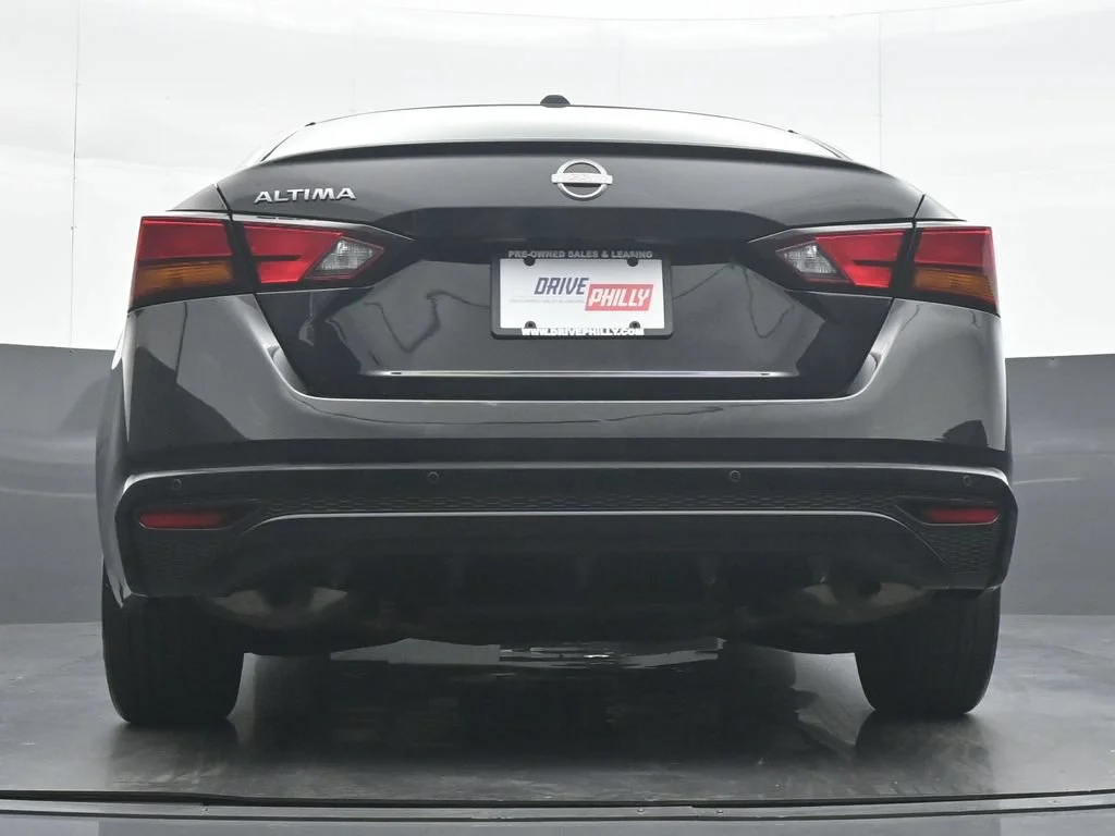 Used 2025 Black Nissan 2.5 SV image 30