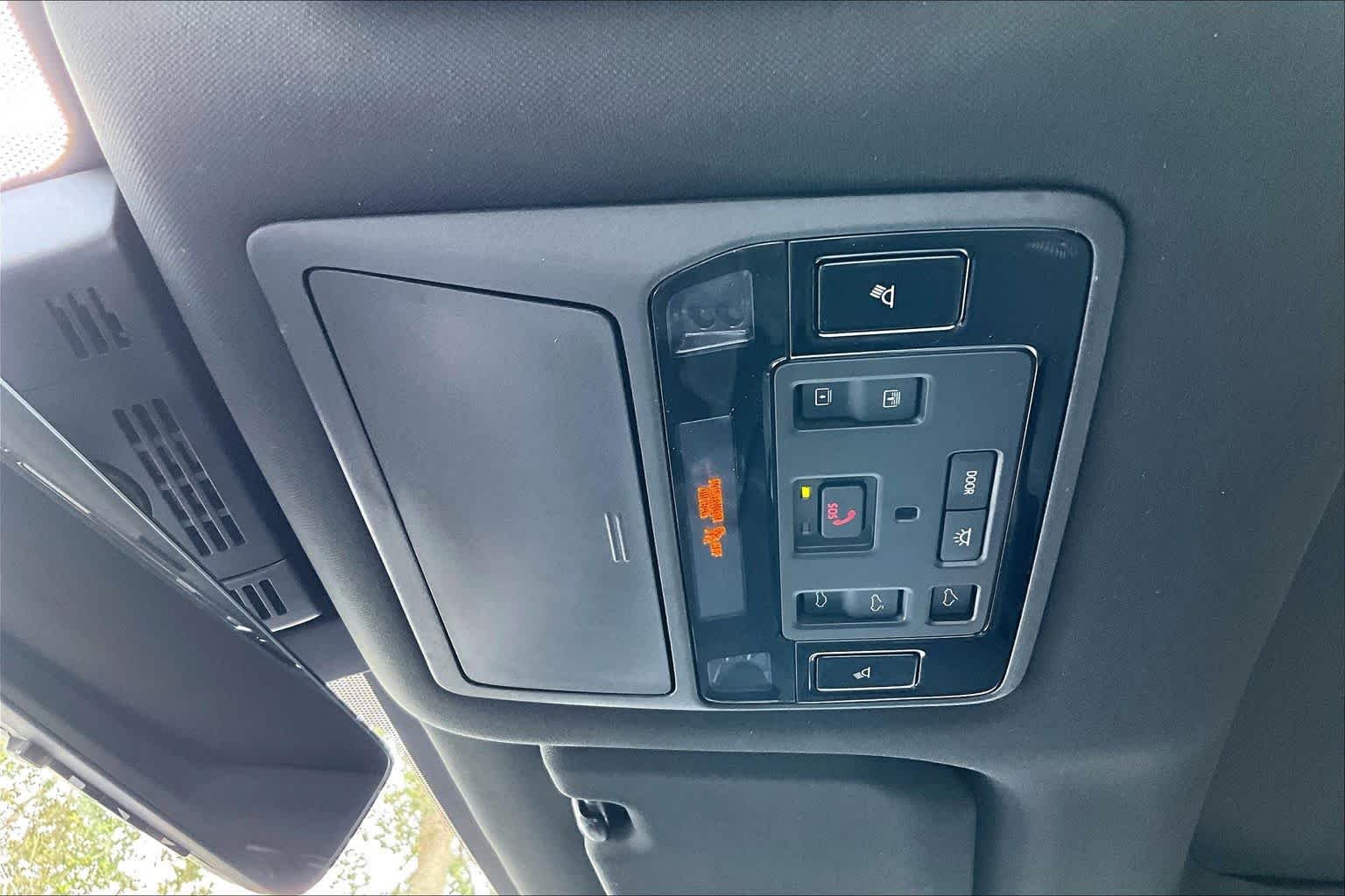 Used 2024 Wind Chill Pearl Lexus Luxury image 32