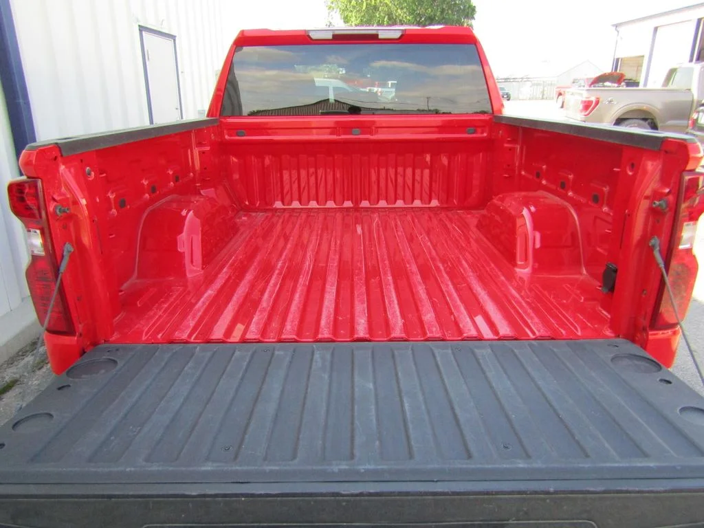 Used 2026 Red Chevrolet LT image 37