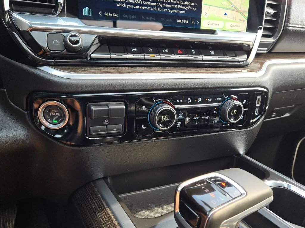 Used 2025 Black Chevrolet RST image 28