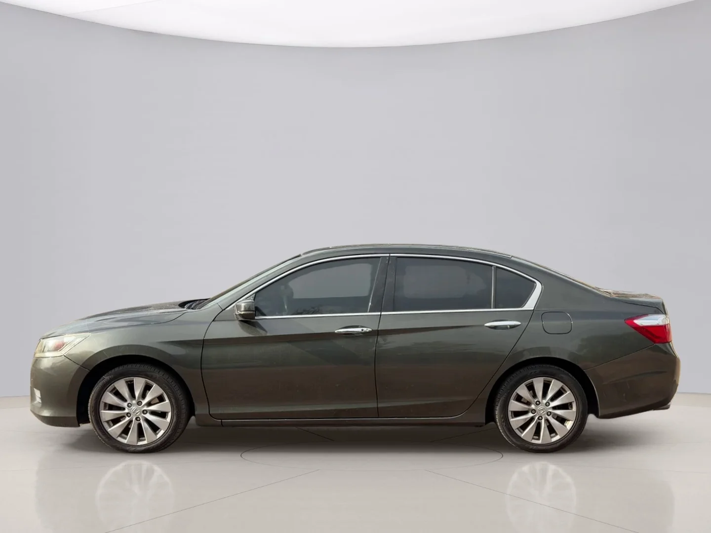 Used 2013 Gray Honda EX-L image 2