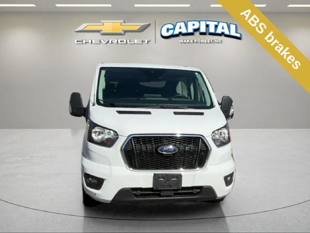Used 2025  Ford XL image 10