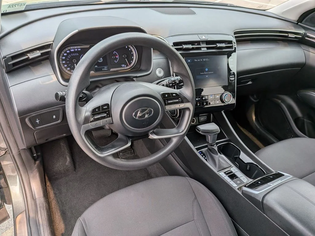 Used 2022 Gray Hyundai SEL image 10