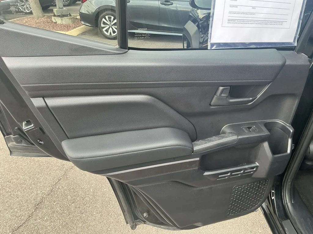 Used 2025 BLACK Toyota SR5 image 17