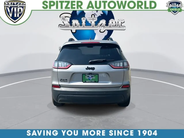 Used 2020 Silver Jeep Latitude Plus image 8