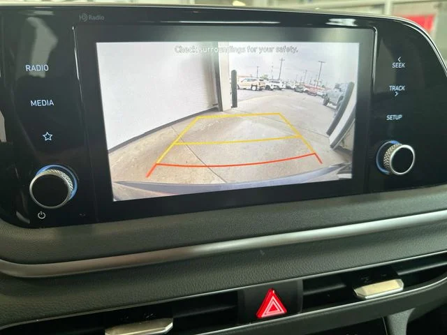 Used 2023 Black Hyundai SE image 24