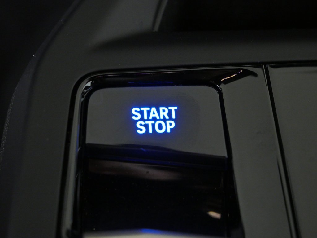 Used 2024 Black BMW xDrive50 image 44