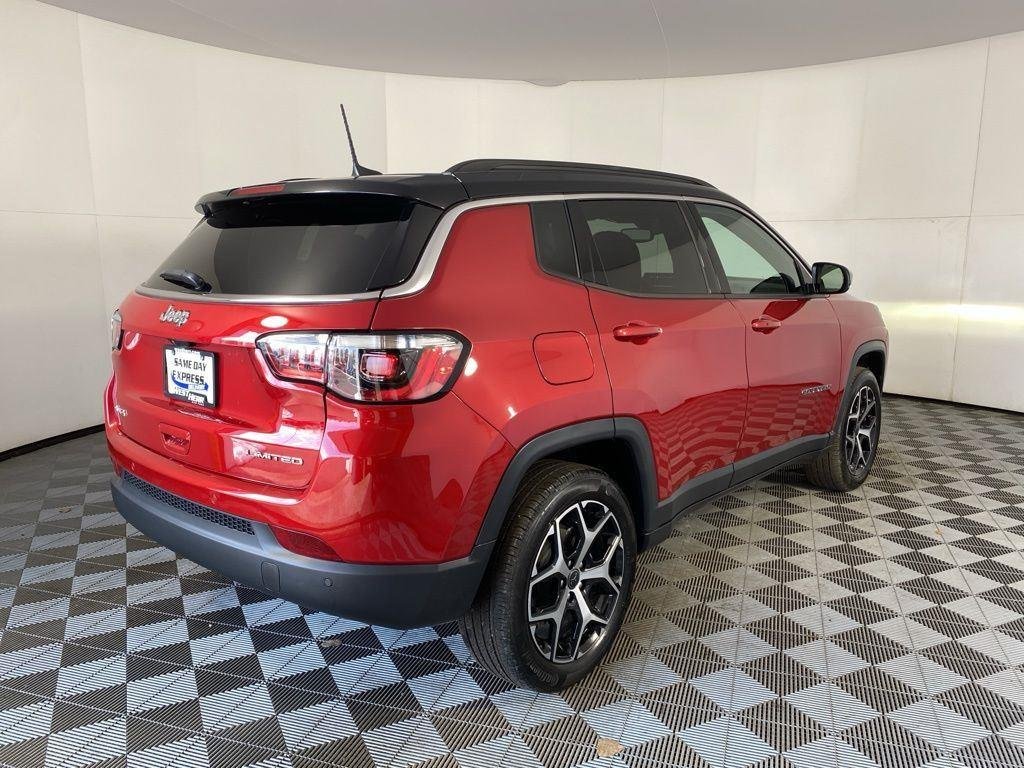Used 2025 Red Hot Pearlcoat Jeep Limited image 6
