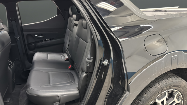 Used 2025 Phantom Black Hyundai XRT image 24