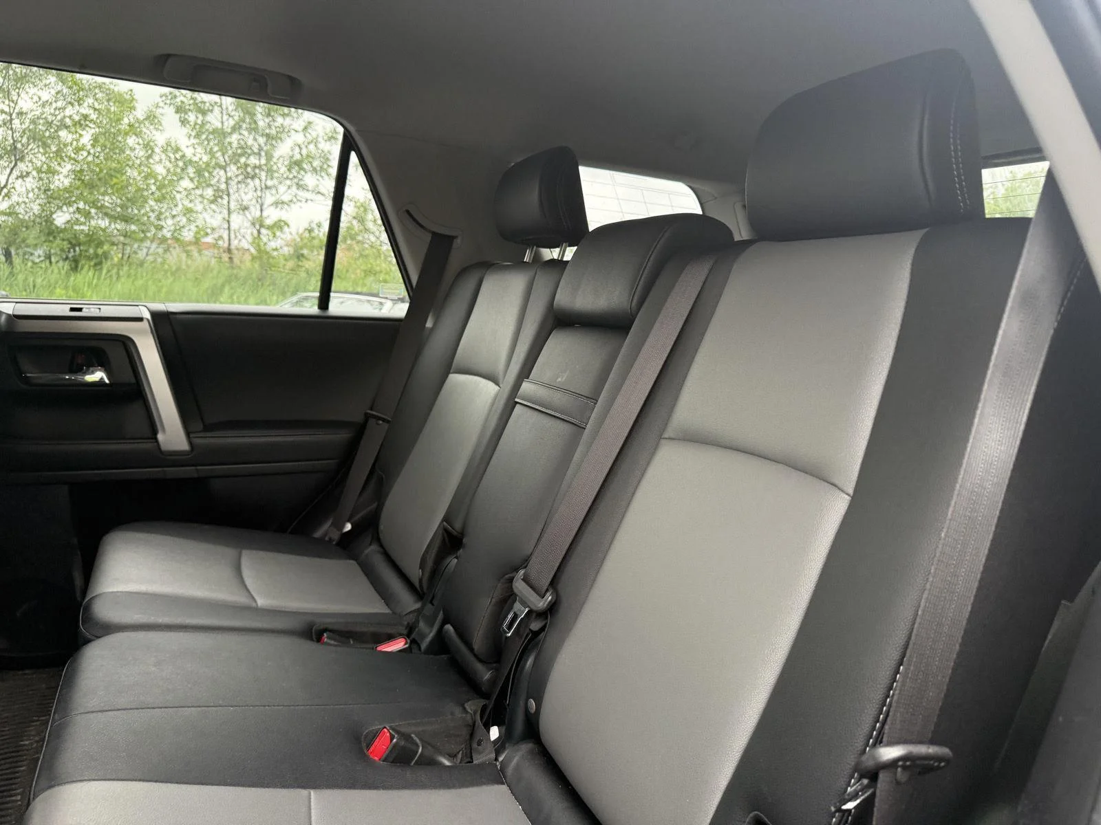 Used 2023 Midnight Black Metallic Toyota SR5 Premium image 9