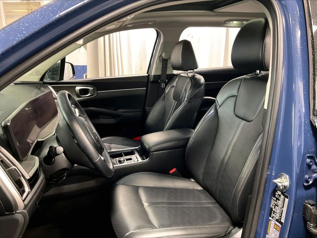 Used 2024 Black Kia X-Line EX image 10