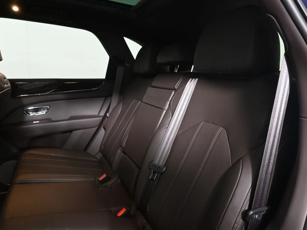 Used 2022 Blue Bentley S image 36