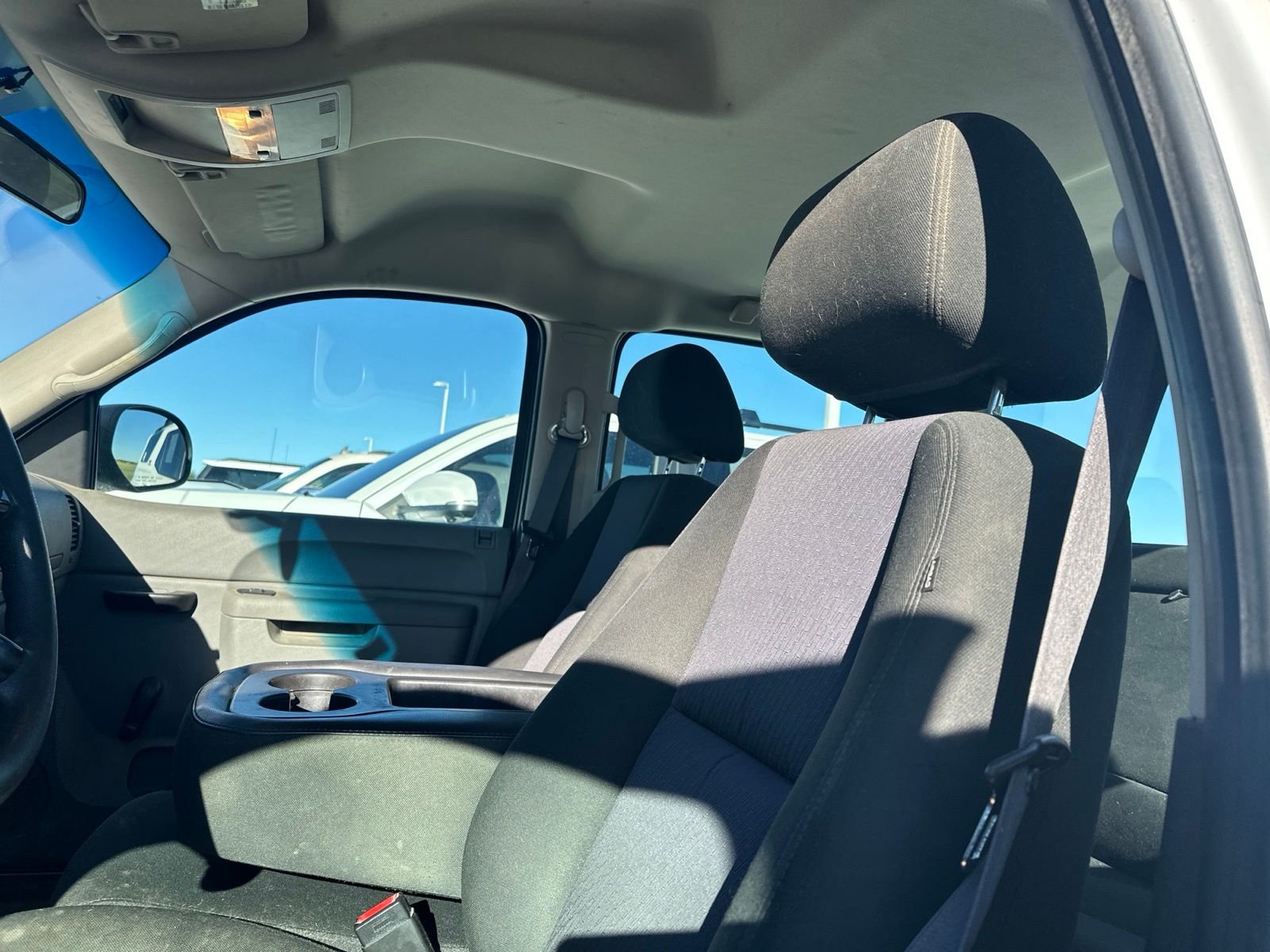 Used 2010 White Chevrolet Work Truck image 5