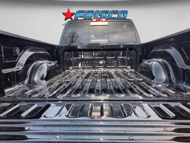 New 2026 Diamond Black Crystal Pearl-Coat Exterior Paint RAM Tradesman image 33