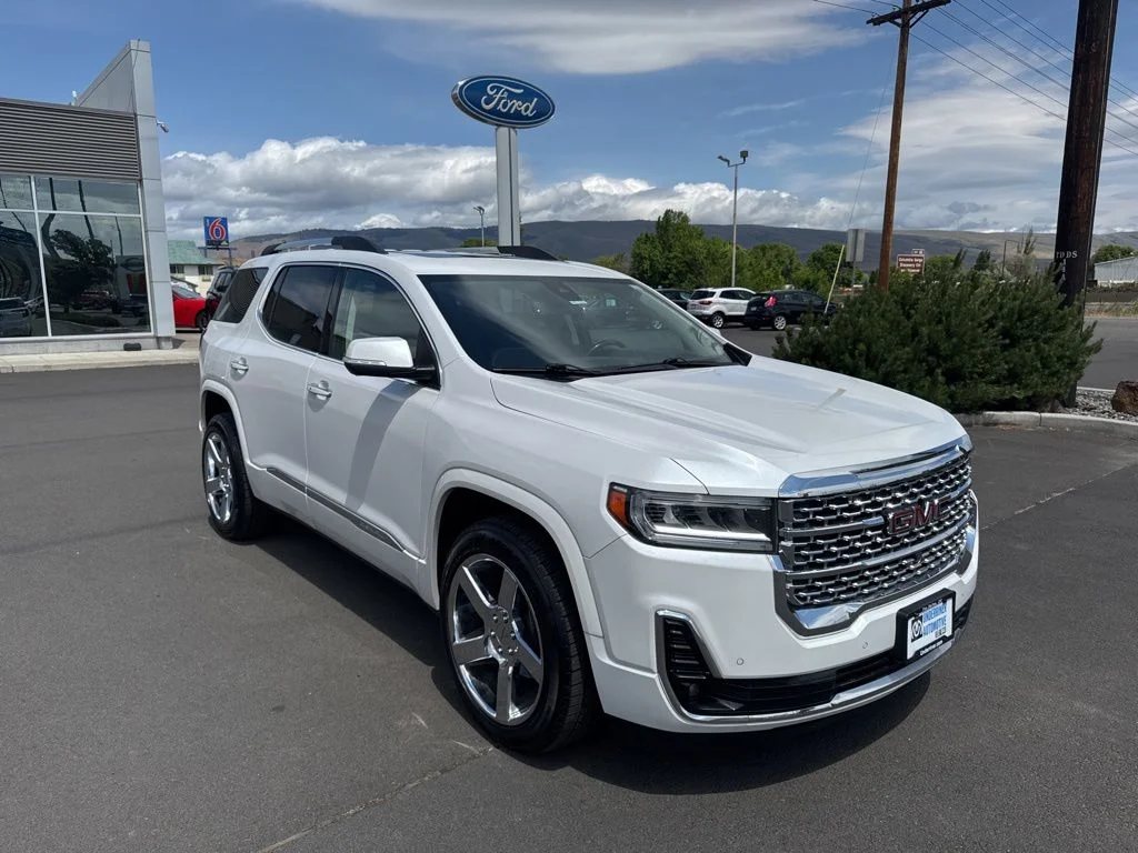 2020 GMC Acadia Denali AWD's photo