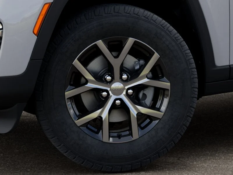 New 2025 Bright White Clear-Coat Exterior Paint Jeep Limited image 33