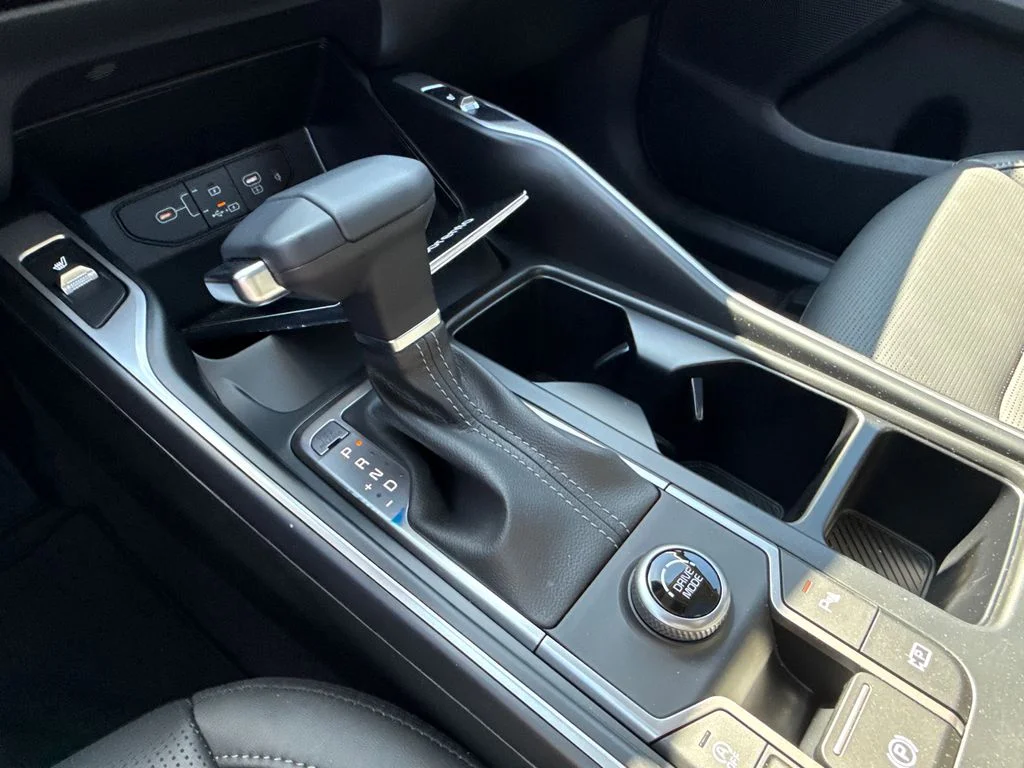 Certified Used 2025 Gray Kia S image 31