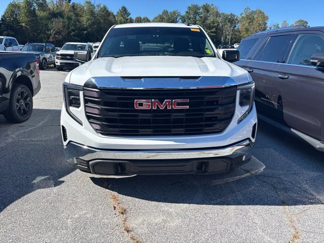 Used 2025 White GMC Pro image 2