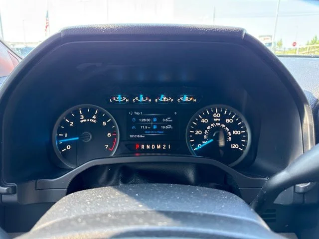 Used 2015 Magnetic Metallic Ford XLT image 8