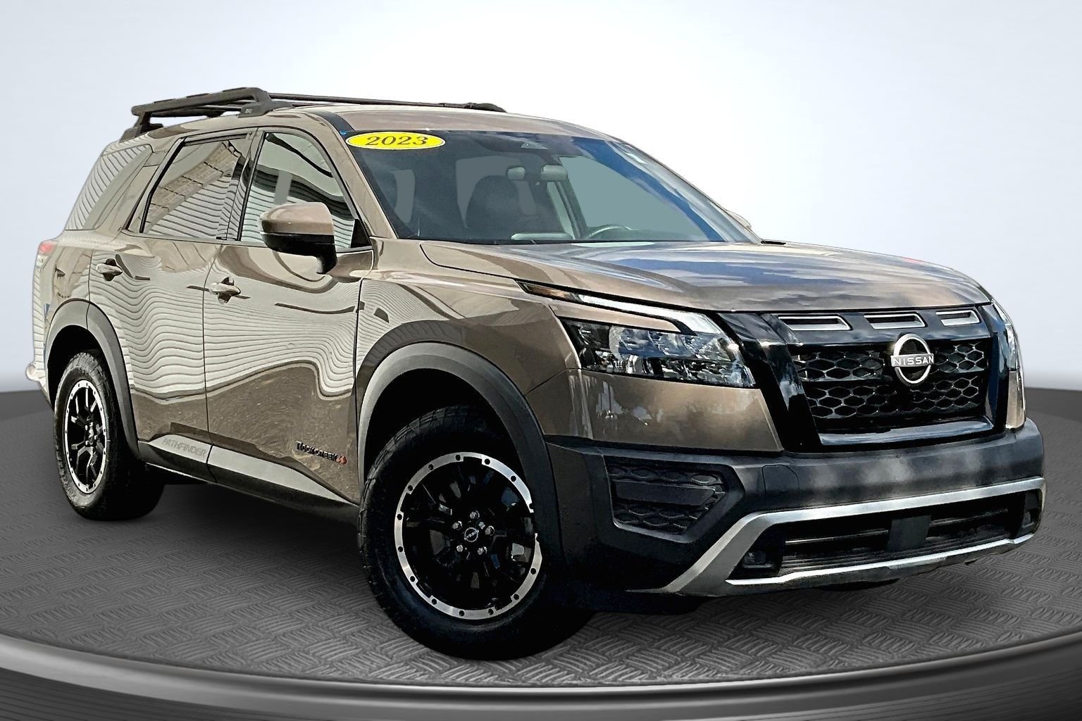 Used 2023 Beige Nissan Rock Creek image 3