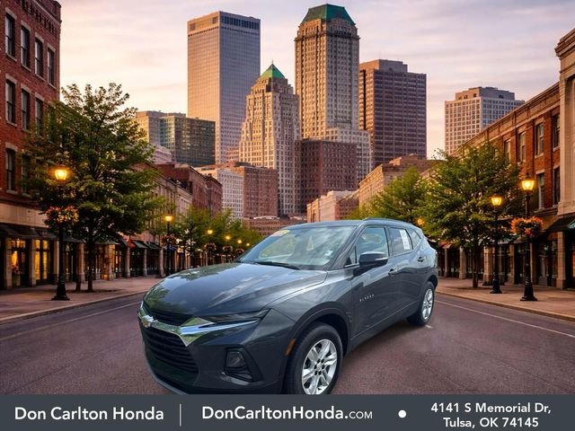 Used 2022 Iron Gray Chevrolet LT image 3