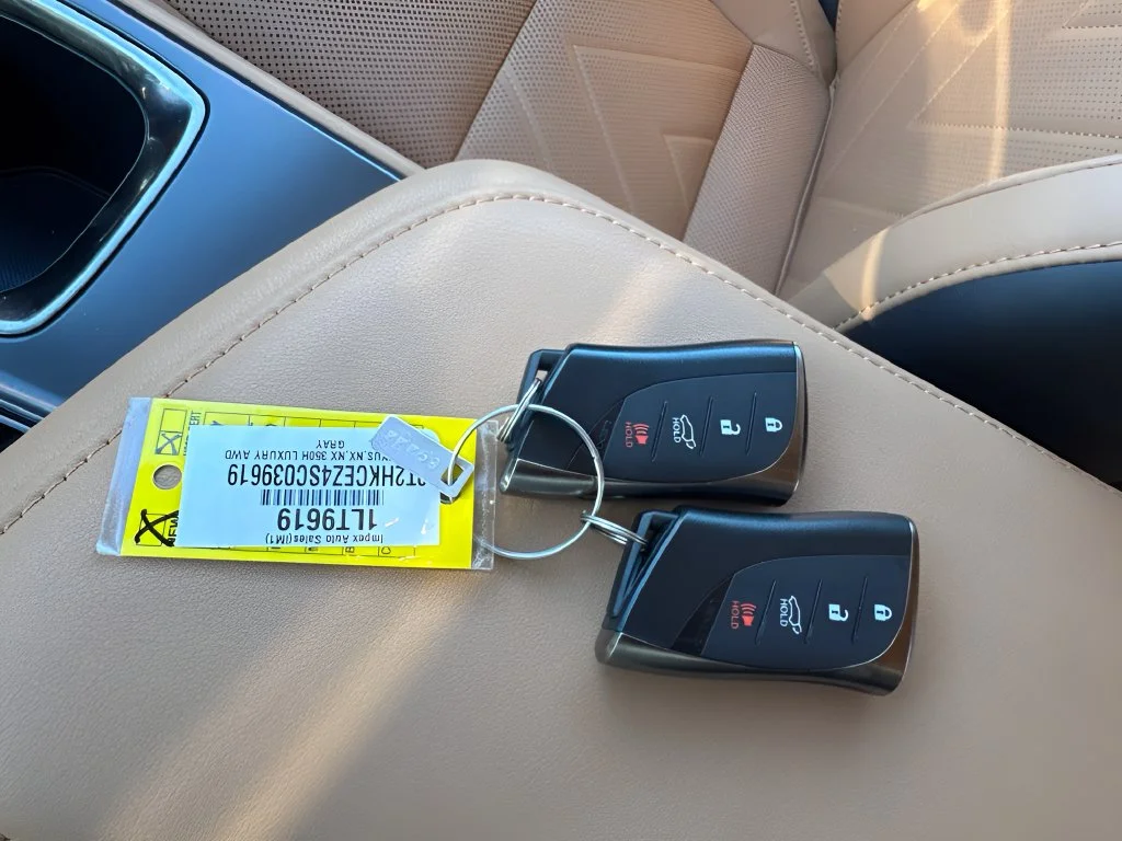 Used 2025 Gray Lexus 350h Luxury image 32