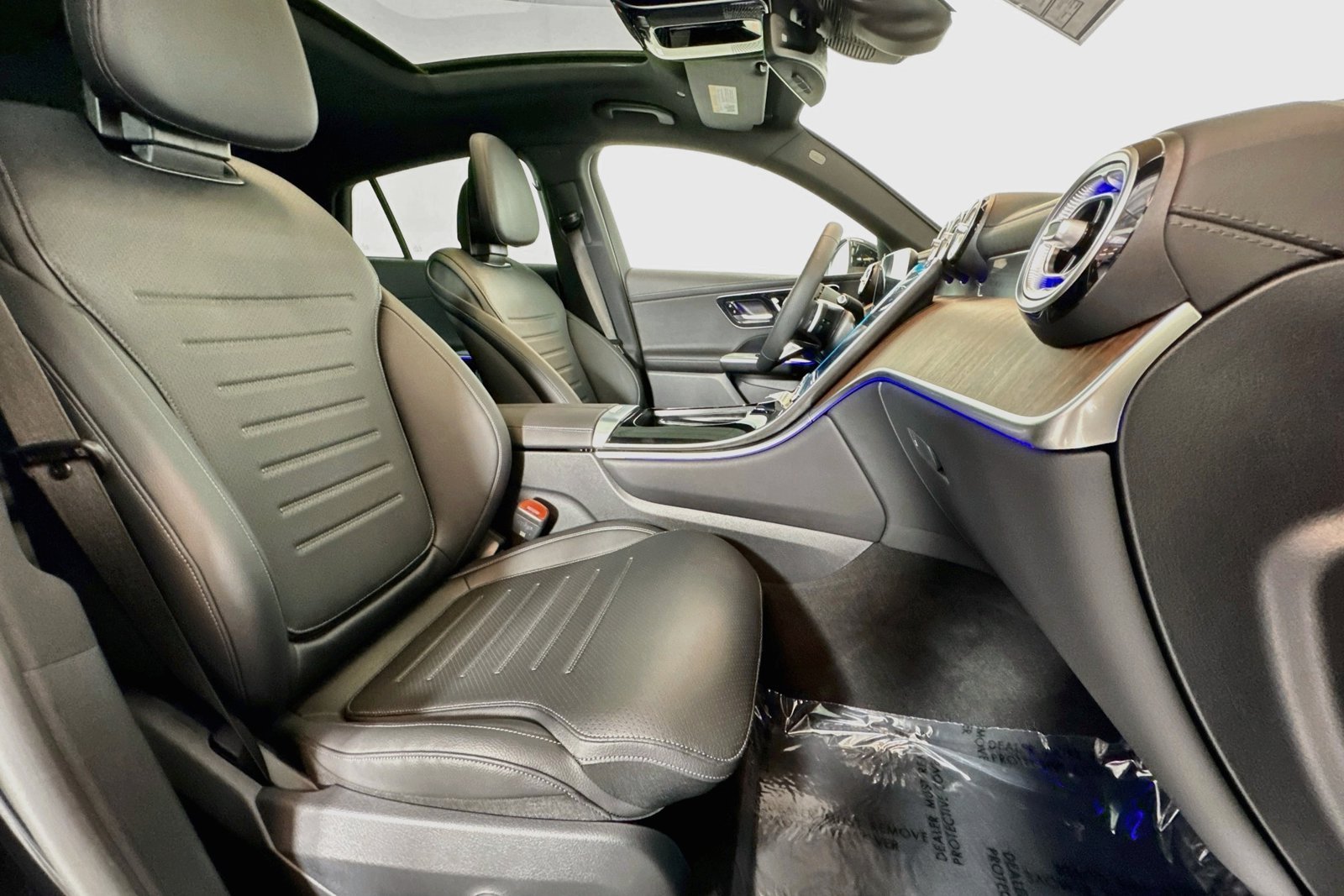 New 2027 Black Mercedes-Benz GLC 300 image 26