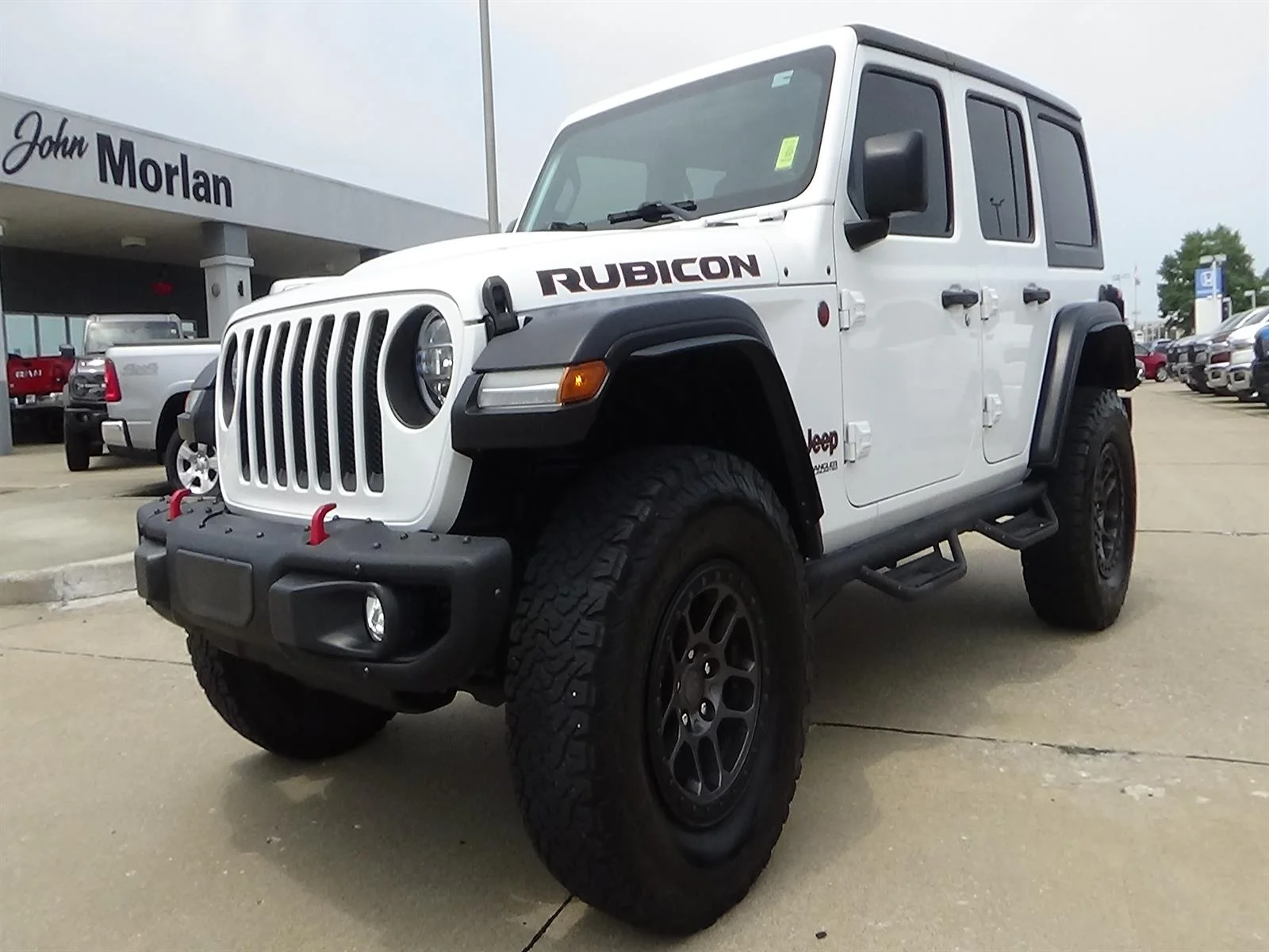 Certified Used 2022 Bright White Clear Coat (pw7) Jeep Rubicon image 2