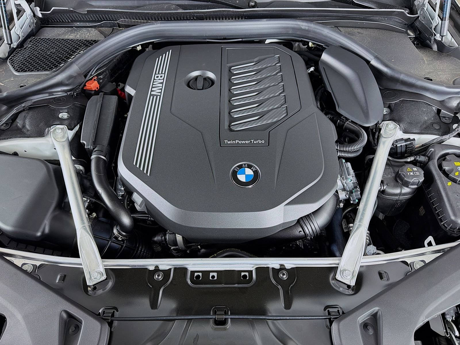 New 2026 Alpine White BMW 840i image 30