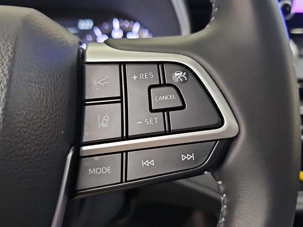 Used 2025 Blue Toyota XLE image 21