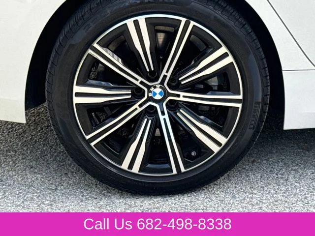 Used 2025 White BMW 330i xDrive image 9