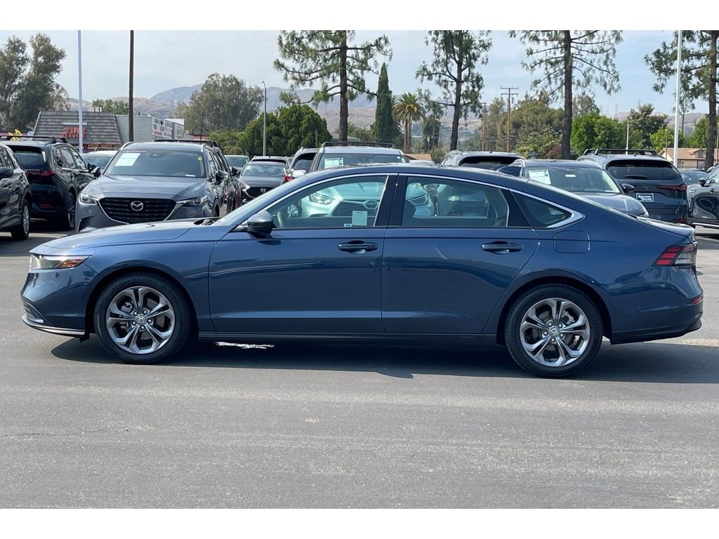 Used 2024 Canyon River Blue Metallic Honda EX image 2
