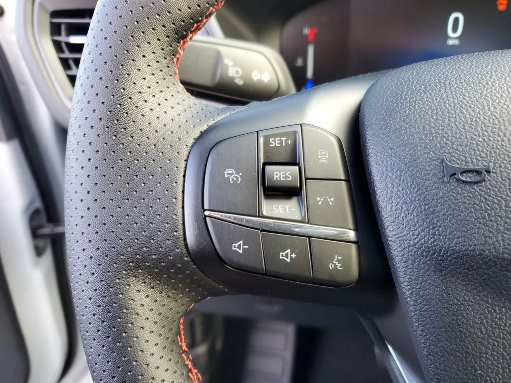 2026 Ford Escape ST-Line - Photo 10