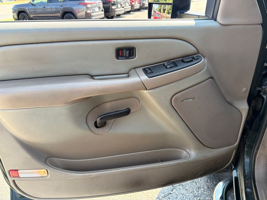 Used 2006 Green Chevrolet LT image 14