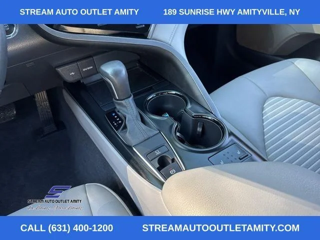 Used 2020 Gray Toyota SE image 27