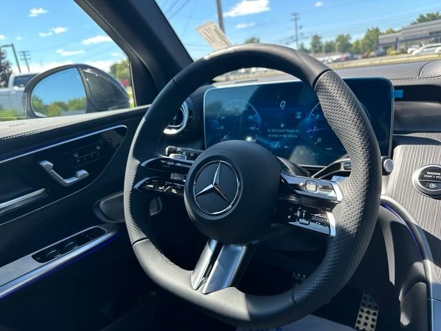 New 2026 Graphite Grey Metallic Mercedes-Benz GLC 300 image 28