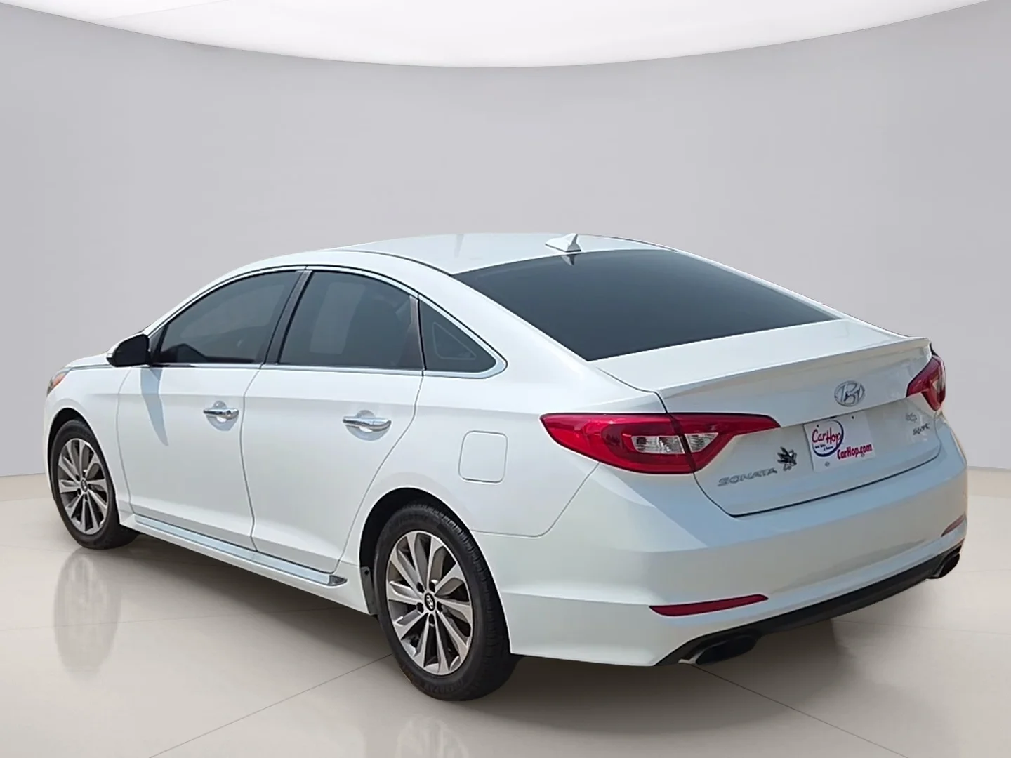 Used 2017 White Hyundai SPORT image 3