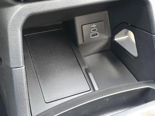 New 2025 Shadow Black Ford XLT image 37