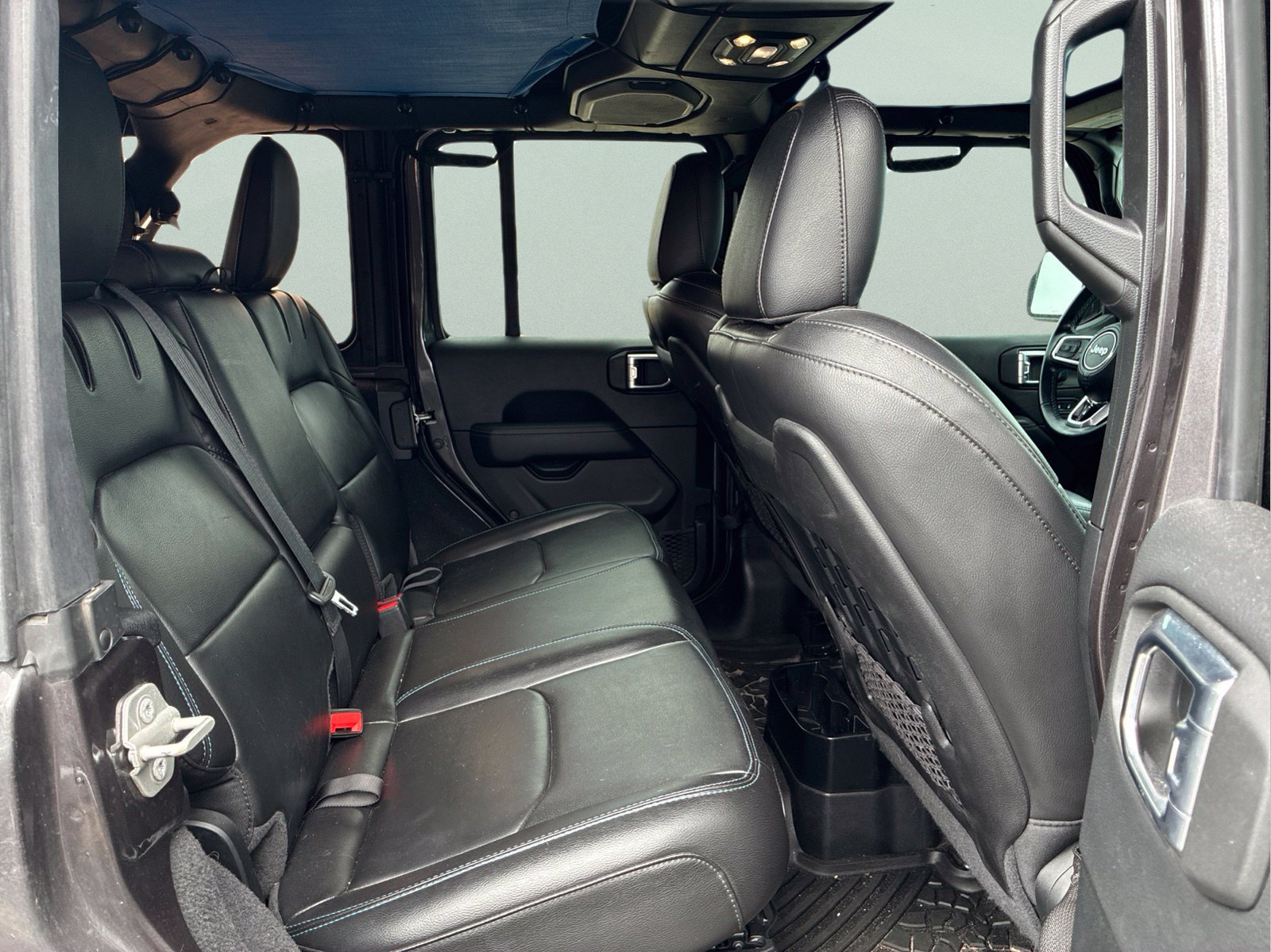 Used 2021 Gray Jeep Unlimited Rubicon 4xe image 11
