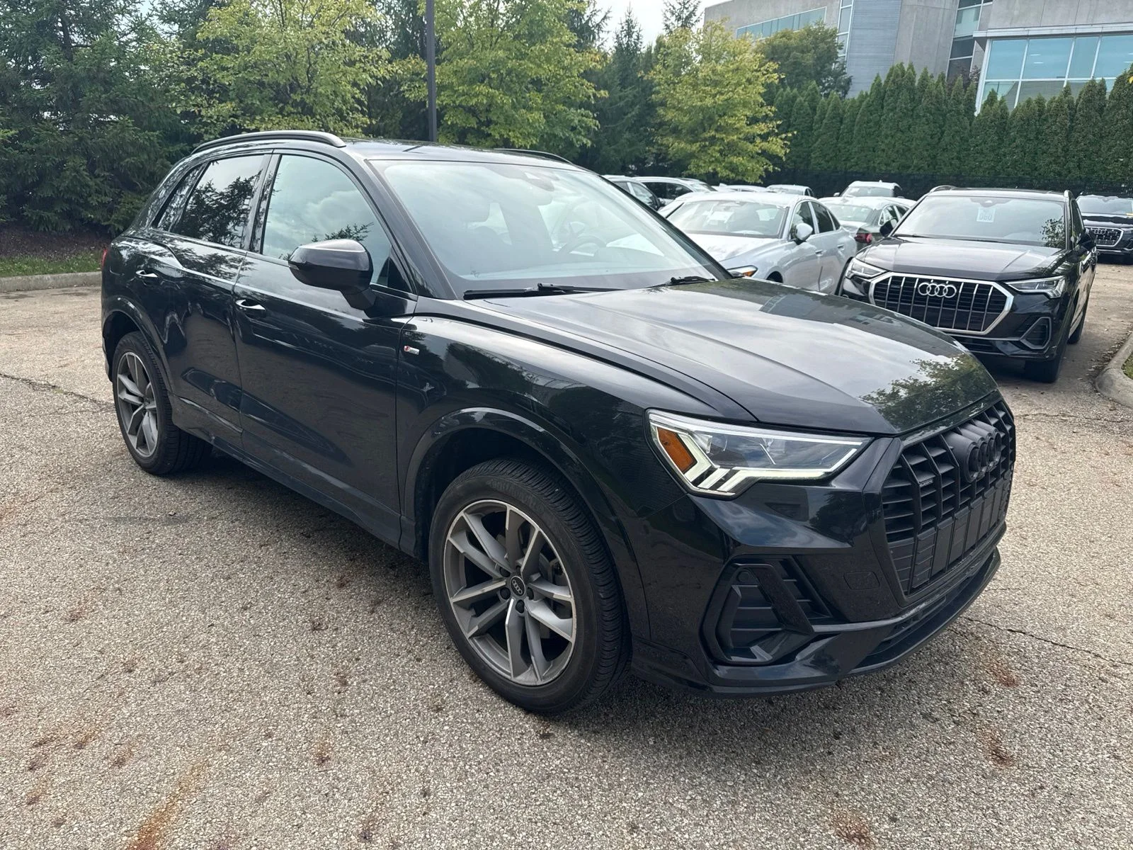 Used 2023 Black Audi  image 6