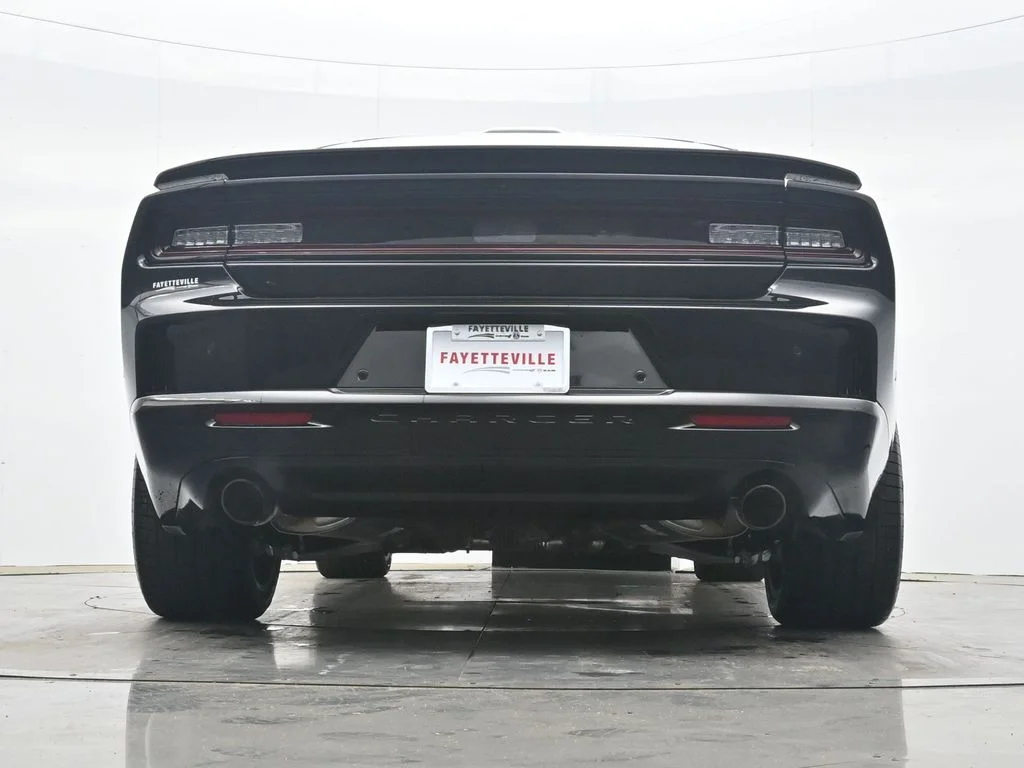 New 2026 Diamond Black Crystal Pearlcoat Dodge Scat Pack image 38