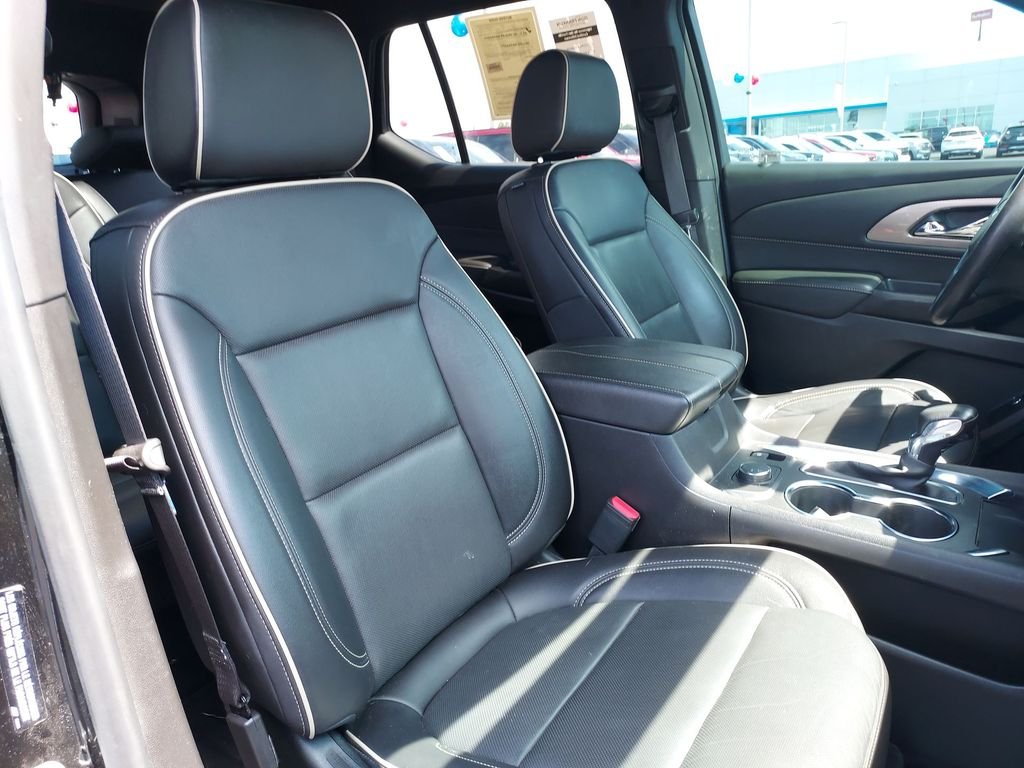 Used 2022 Black Chevrolet Premier image 32
