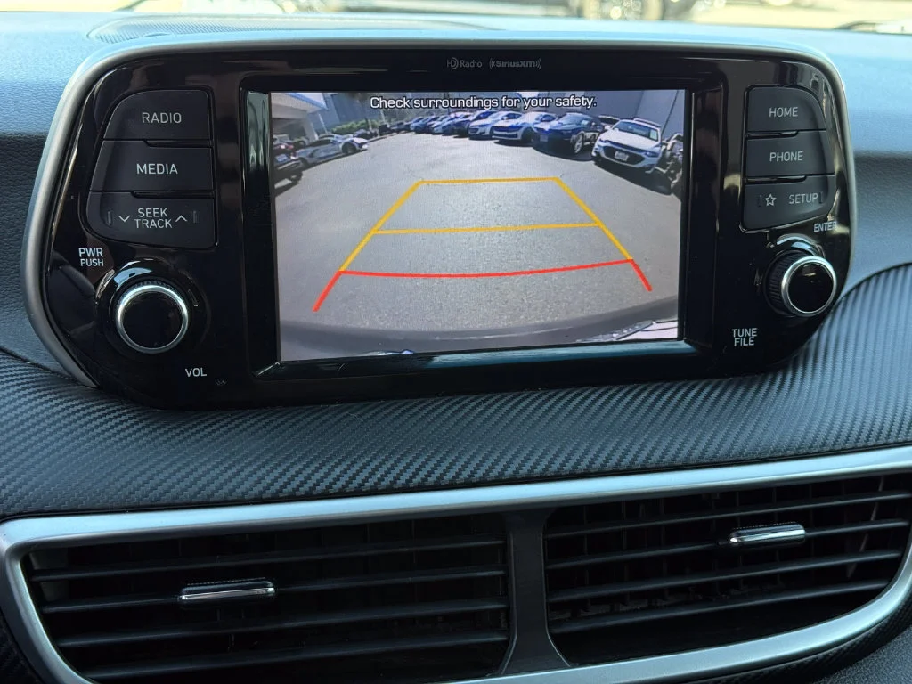 Used 2019  Hyundai Value image 31