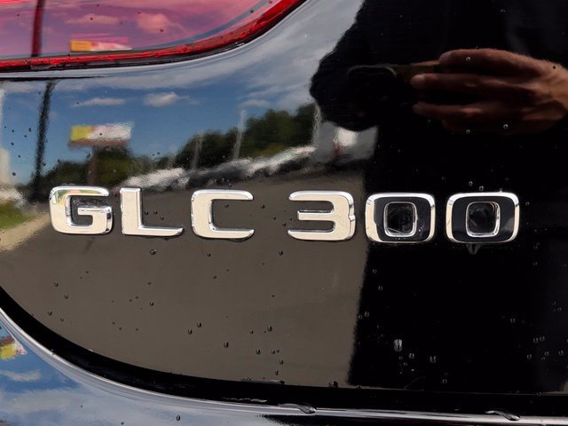 2023 Mercedes-Benz GLC Coupe GLC300 - Photo 9
