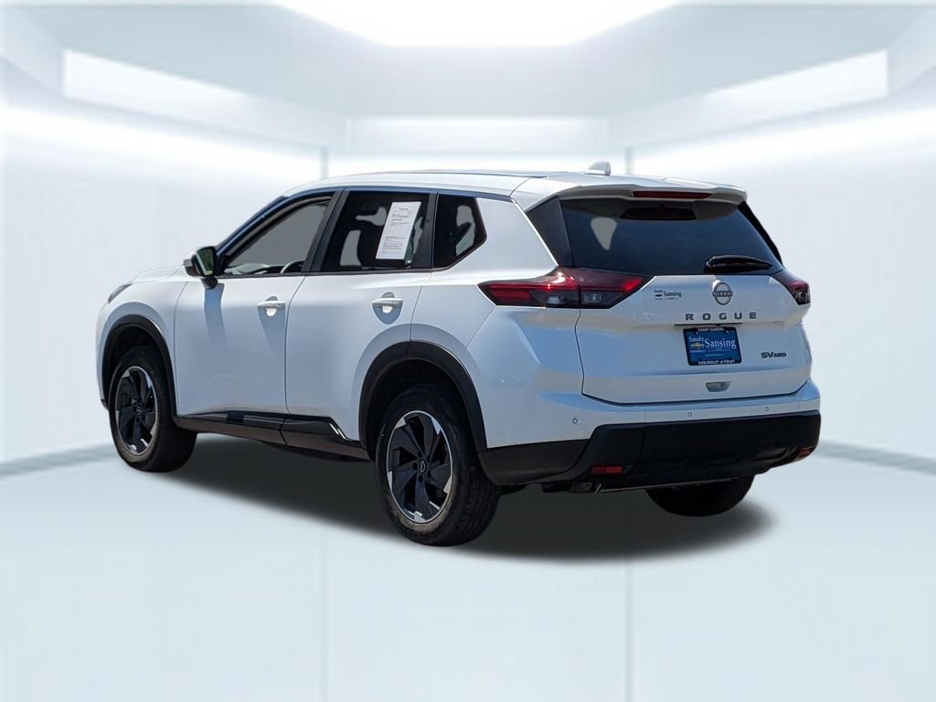Used 2024 White Nissan SV image 3
